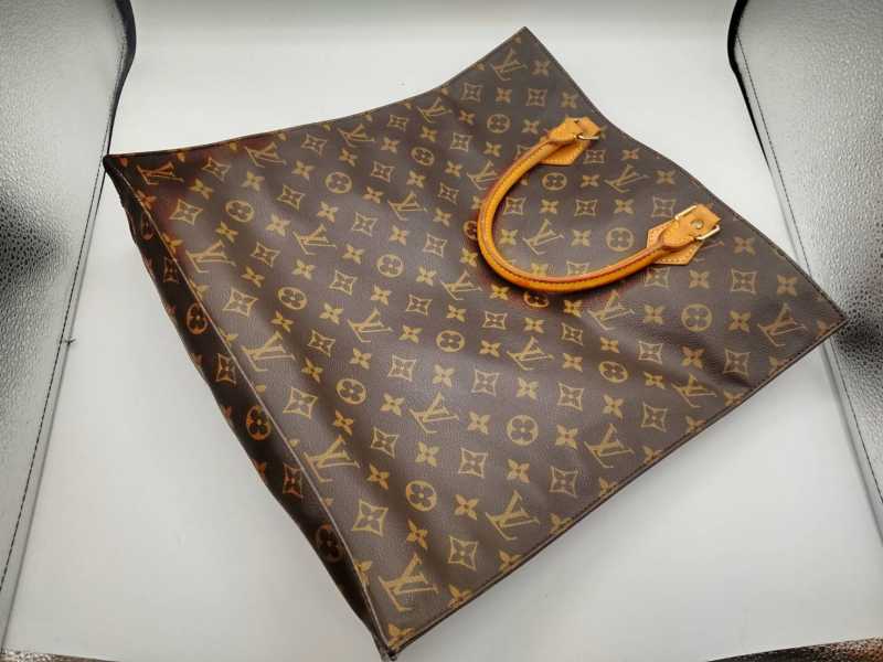 ルイヴィトン買取　サックプラ　M51140